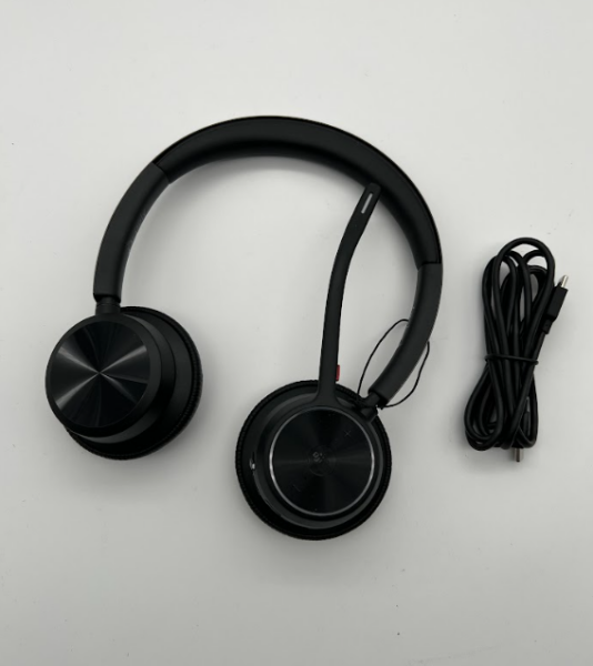 Plantronics Poly – schnurloses Voyager 4320 UC-Headset – Kopfhörer mit Mikrofonarm – USB-C-Bluetooth-Adapter – kompatibel mit Teams (zertifiziert), Zoom und mehr, Schwarz #1